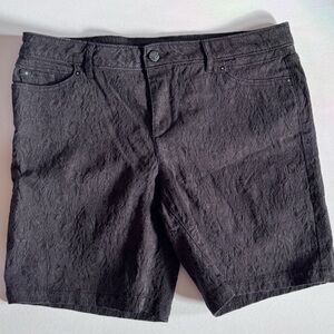 Simply Vera Wang Black Floral Textured Denim Shorts